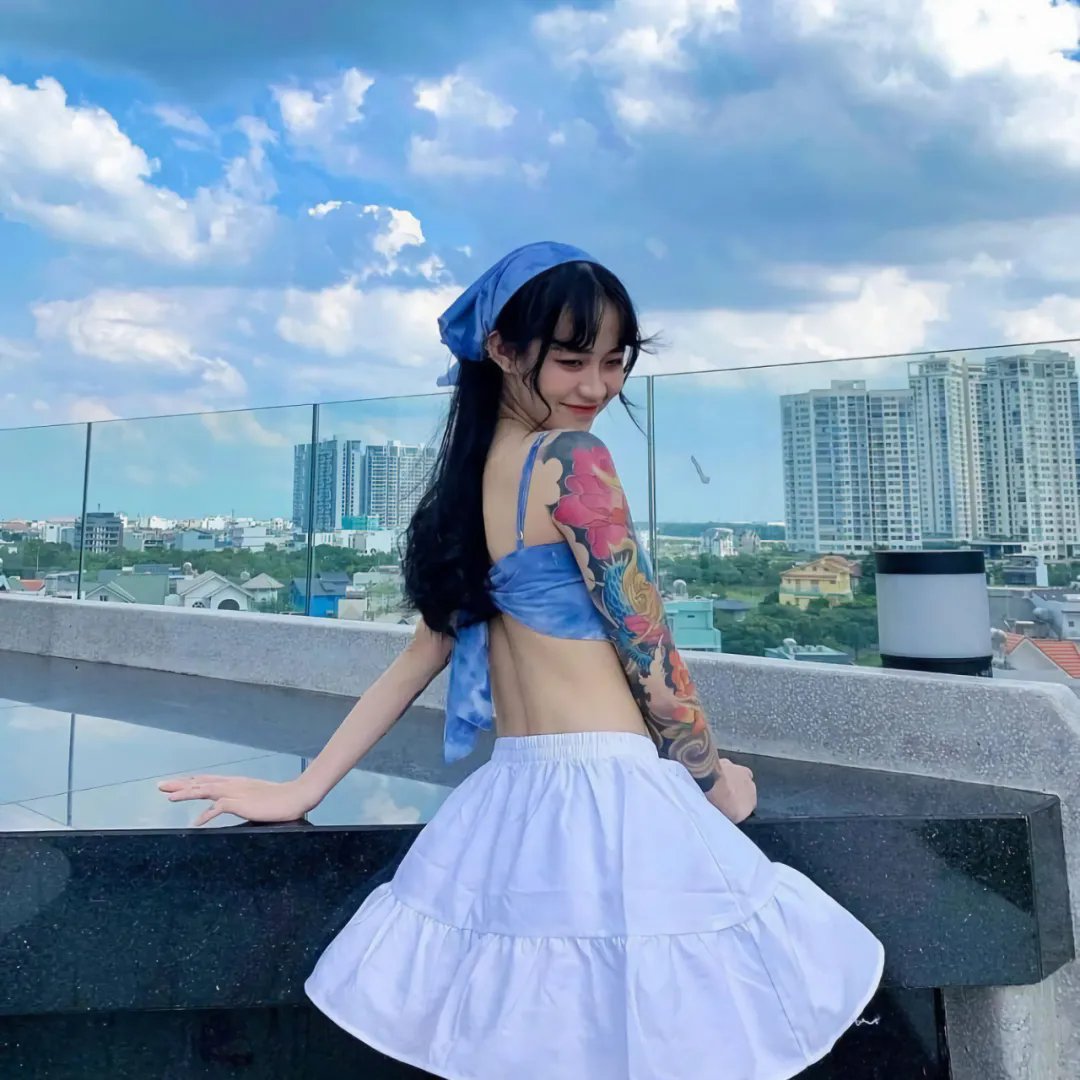 艳尸奇案